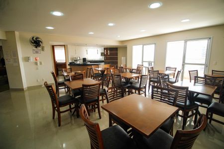 Apartamento para alugar com 92m², 2 quartos e 2 vagasÁrea comum - Salão de festas