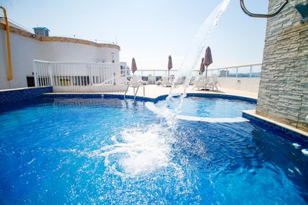 Apartamento para alugar com 92m², 2 quartos e 2 vagasÁrea comum - Piscina