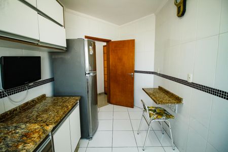 Apartamento para alugar com 92m², 2 quartos e 2 vagasCozinha