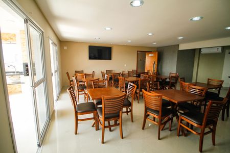 Apartamento para alugar com 92m², 2 quartos e 2 vagasÁrea comum - Salão de festas