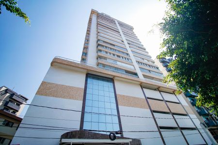 Apartamento para alugar com 92m², 2 quartos e 2 vagasFachada