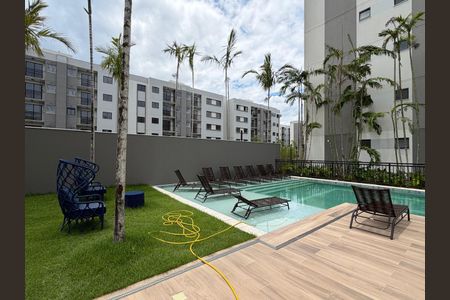 Apartamento para alugar com 46m², 2 quartos e 1 vaga Apartamento para alugar com 46m², 2 quartos e 1 vagaÁrea comum - Piscina