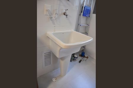 Apartamento para alugar com 85m², 3 quartos e 2 vagasDetalhe - Área de Serviço