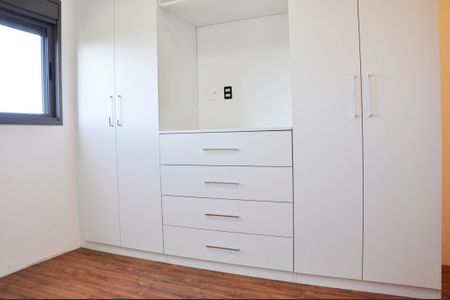 Apartamento para alugar com 85m², 3 quartos e 2 vagasDetalhe - Quarto 01 com Suíte