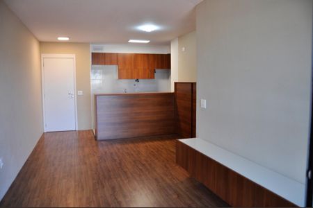 Detalhe - Sala e Sala de Jantar de apartamento para alugar com 3 quartos, 85m² em City América, São Paulo