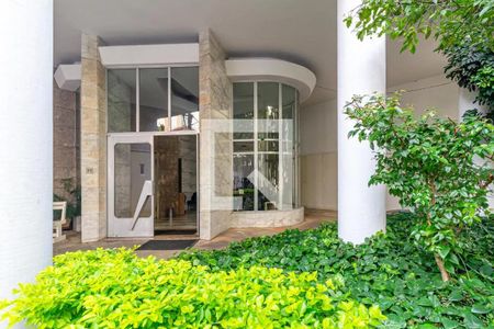 Studio à venda com 30m², 1 quarto e sem vaga Studio à venda com 30m², 1 quarto e sem vagaHall de Entrada