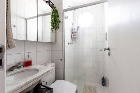 Apartamento à venda com 100m², 3 quartos e 4 vagasBanheiro do Corredor