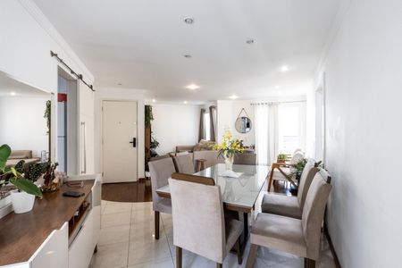 Apartamento à venda com 100m², 3 quartos e 4 vagasSala