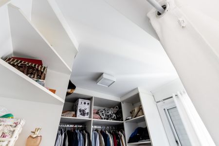 Apartamento à venda com 100m², 3 quartos e 4 vagasQuarto 1 - Closet da Suite
