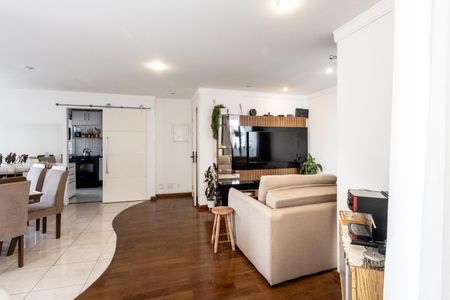 Apartamento à venda com 100m², 3 quartos e 4 vagasSala