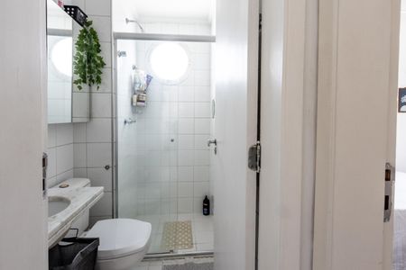 Apartamento à venda com 100m², 3 quartos e 4 vagasBanheiro do Corredor