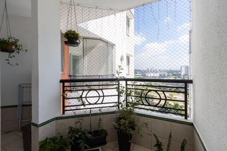 Apartamento à venda com 100m², 3 quartos e 4 vagasVaranda