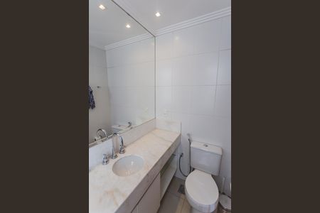 Apartamento à venda com 153m², 4 quartos e 3 vagasBanheiro da Suíte 2