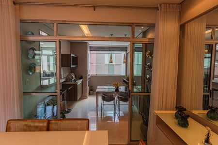 Apartamento à venda com 153m², 4 quartos e 3 vagasVaranda Gourmet