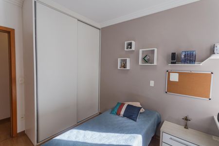 Apartamento à venda com 153m², 4 quartos e 3 vagasSuíte 2