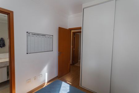 Apartamento à venda com 153m², 4 quartos e 3 vagasSuíte 2