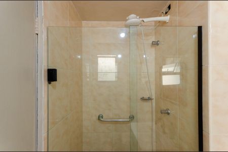 Apartamento à venda com 55m², 2 quartos e 1 vaga Apartamento à venda com 55m², 2 quartos e 1 vagaBanheiro