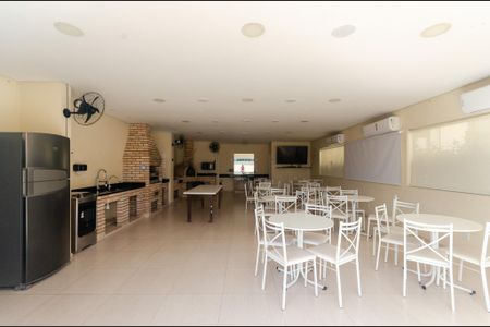 Apartamento à venda com 55m², 2 quartos e 1 vaga Apartamento à venda com 55m², 2 quartos e 1 vagaÁrea comum - Churrasqueira