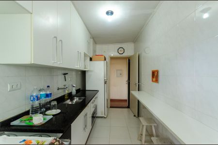 Apartamento à venda com 55m², 2 quartos e 1 vaga Apartamento à venda com 55m², 2 quartos e 1 vagaCozinha