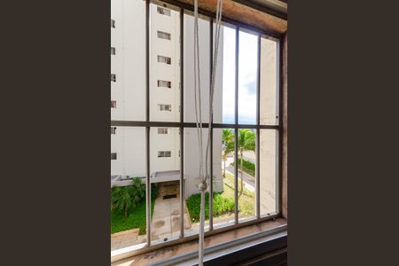 Apartamento à venda com 55m², 2 quartos e 1 vaga Apartamento à venda com 55m², 2 quartos e 1 vagaÁrea de Serviço - Janela