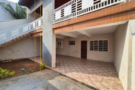 Casa para alugar com 200m², 2 quartos e 4 vagasGaragem 