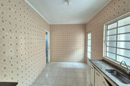 Casa para alugar com 200m², 2 quartos e 4 vagasCozinha 
