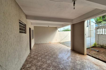 Casa para alugar com 200m², 2 quartos e 4 vagasGaragem 
