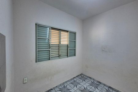 Quarto 1  de casa para alugar com 2 quartos, 200m² em Parque dos Cisnes, Campinas