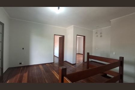 Piso superior de casa para alugar com 4 quartos, 200m² em Vila Costa E Silva, Campinas