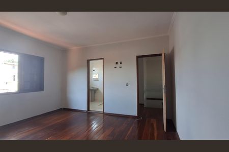 Casa para alugar com 200m², 4 quartos e 2 vagasSuíte