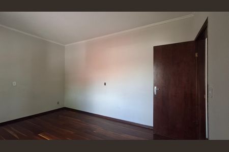 Casa para alugar com 200m², 4 quartos e 2 vagasQuarto 1