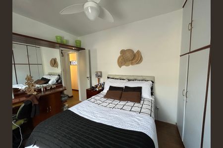 Casa de condomínio à venda com 150m², 3 quartos e 1 vagaQuarto 2