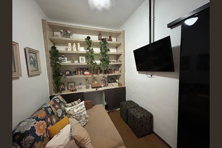 Casa de condomínio à venda com 150m², 3 quartos e 1 vagaEscritório