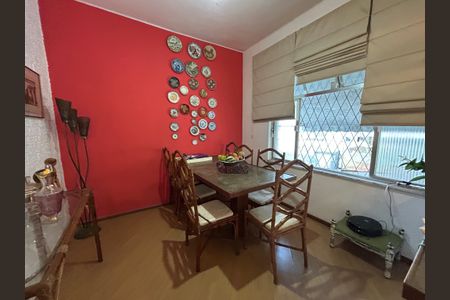 Casa de condomínio à venda com 150m², 3 quartos e 1 vagaSala de Jantar