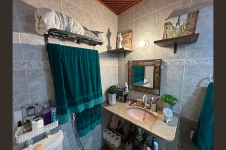 Casa de condomínio à venda com 150m², 3 quartos e 1 vagaBanheiro 1