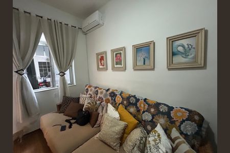 Casa de condomínio à venda com 150m², 3 quartos e 1 vagaEscritório