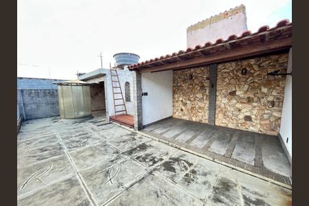Casa de condomínio à venda com 150m², 3 quartos e 1 vagaTerraço