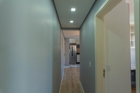Corredor de apartamento para alugar com 2 quartos, 54m² em Jardim Nova Europa, Campinas