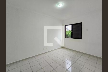 Quarto de apartamento para alugar com 2 quartos, 85m² em Jardim Las Palmas, Guarujá