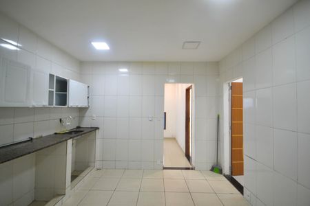 Casa para alugar com 70m², 2 quartos e sem vagaCozinha