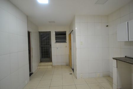 Casa para alugar com 70m², 2 quartos e sem vagaCozinha