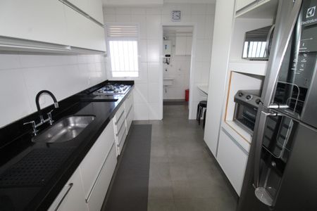 Apartamento para alugar com 89m², 3 quartos e 2 vagasCozinha