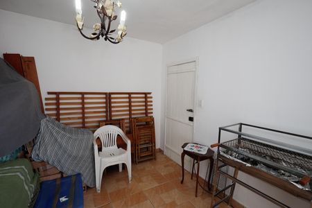Casa à venda com 205m², 3 quartos e 2 vagas Casa à venda com 205m², 3 quartos e 2 vagasQuarto 3