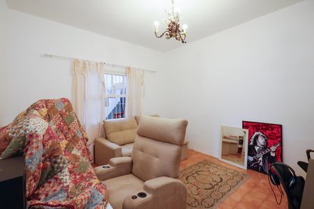 Casa à venda com 205m², 3 quartos e 2 vagas Casa à venda com 205m², 3 quartos e 2 vagasQuarto 2