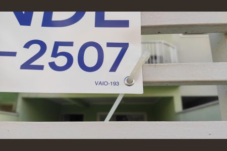 Casa à venda com 174m², 3 quartos e 4 vagas Casa à venda com 174m², 3 quartos e 4 vagasplaca