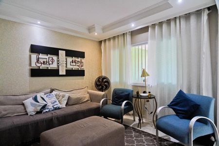 Casa à venda com 174m², 3 quartos e 4 vagas Casa à venda com 174m², 3 quartos e 4 vagasSala