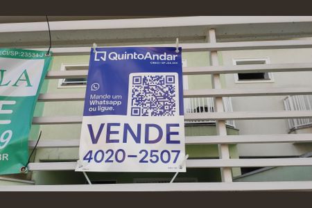 Casa à venda com 174m², 3 quartos e 4 vagas Casa à venda com 174m², 3 quartos e 4 vagasplaca