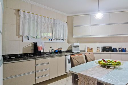 Casa à venda com 174m², 3 quartos e 4 vagas Casa à venda com 174m², 3 quartos e 4 vagasCozinha