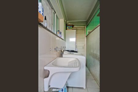 Casa à venda com 174m², 3 quartos e 4 vagas Casa à venda com 174m², 3 quartos e 4 vagasÁrea de Serviço