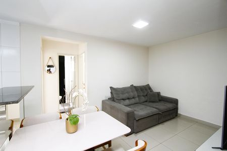 Apartamento à venda com 55m², 2 quartos e 1 vagaSala